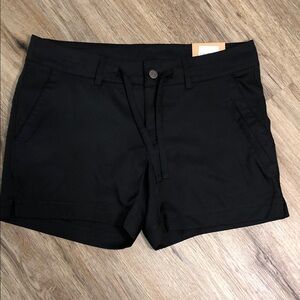 Magellan Outdoors Women's Fish Gear Black Shorts